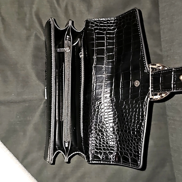 Faux crocodile shoulder bag - Picture 5 of 5
